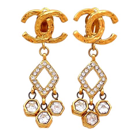 authentic chanel earrings cc.